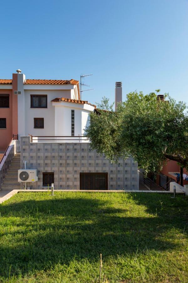Villa Kristin 2 - 2Min Walk To Great Sandy, Shallow Beach Nikiti  Exterior photo